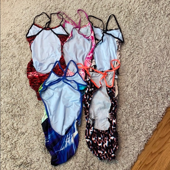 Nike one piece open back swim suits - Picture 2 of 2